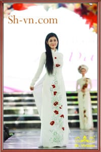 Ao-dai-theu-hoa-hong-Mẫu thêu hoa hồng 612-SHVN 612