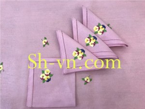 Hand emberoidered cloth ‘Table-cloth pattern (74)’