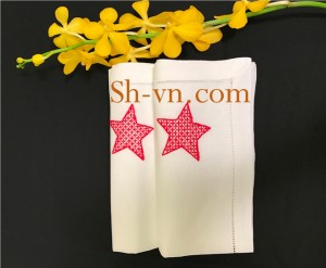 Hand emberoidered cloth ‘Table-cloth pattern (80)’