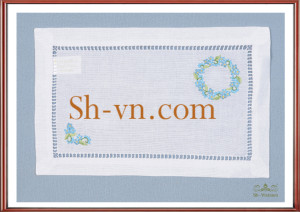 Hand emberoidered cloth ‘Handkerchief pattern (44)’