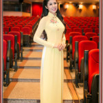 Hand-embroidered-on-ao-dai-Model ao dai Viet Nam 132-SHVN 132
