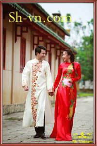Hand-embroidered-on-ao-dai-Model ao dai Viet Nam 142-SHVN 142