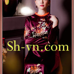 Hand-embroidered-on-ao-dai-Model ao dai viet nam 108-SHVN 108