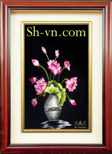 Tranh thêu Sài Gòn 'Bình hoa Sen' (48)