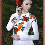 Áo dài thêu hoa hồng 'Mẫu thêu hoa hồng 608'