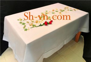Khăn thêu tay cao cấp 'Mẫu lá Thu Phong (213)'