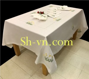 Khăn trải bàn hình chữ nhật 'Họa tiết hoa Ly (791)'