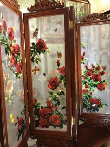 Tranh thêu tay Huế 'Bộ bình phong vườn Hồng (99)' Tranh thêu tay Huế 'Bộ bình phong vườn Hồng (99)'