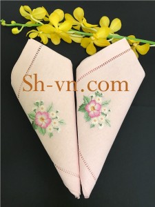 Khăn tay thêu ở Hà Nội ‘Họa tiết hoa panse (9008)’