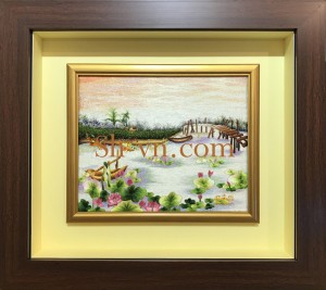 Tranh thêu tay 'Làng Sen' (706)