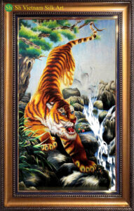 100+ Mẫu Tranh Thêu Tay Cần Thơ "Mãnh Hổ" 100-mau-tranh-theu-tay-can-tho (2)