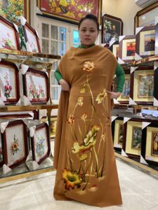 Hand Embroidery In Phoenix Arizona "Ao Dai with lotus motifs" (4) hand-embroidery-in-Phoenix-Arizona (4)