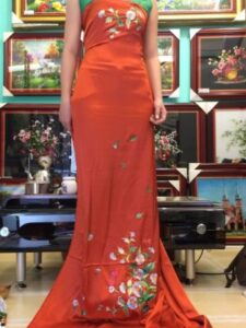 nhung-mau-ao-dai-cach-tan-theu-tay (6)