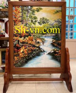 Best Vietnam Embroidery Art 'Stream and deer' top-10-best-vietnam-embroidery-art (3)