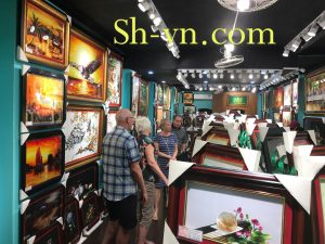 Embroidered Paintings in Vietnam (1) embroidered-paintings-in-vietnam (1)